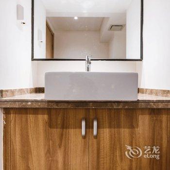 青岛桃子粑粑公寓(12号店)酒店提供图片