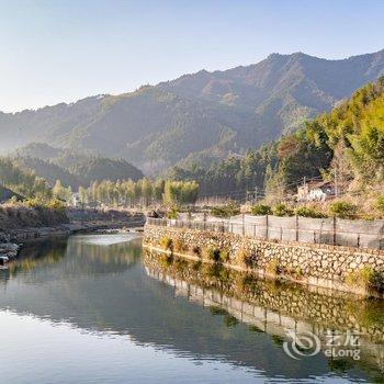 黄山天然泉山庄酒店提供图片