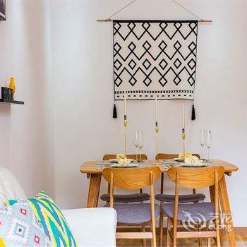 罗琴公寓(长江滨江路1号分店)酒店提供图片