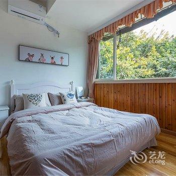 罗琴公寓(长江滨江路1号分店)酒店提供图片