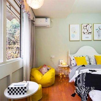 罗琴公寓(长江滨江路1号分店)酒店提供图片