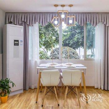 罗琴公寓(长江滨江路1号分店)酒店提供图片