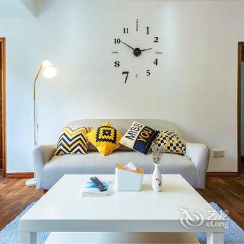 罗琴公寓(长江滨江路1号分店)酒店提供图片