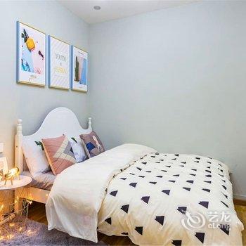 罗琴公寓(长江滨江路1号分店)酒店提供图片