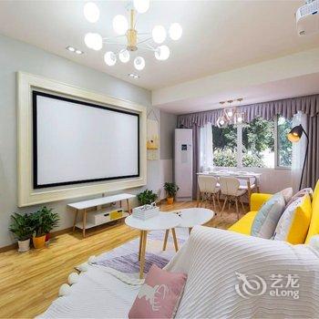 罗琴公寓(长江滨江路1号分店)酒店提供图片