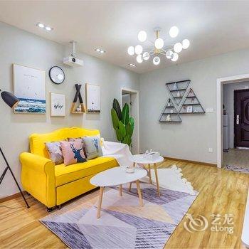 罗琴公寓(长江滨江路1号分店)酒店提供图片