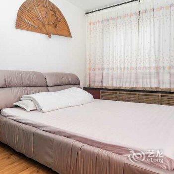 不经意的幸福公寓(青岛莱芜二路店)酒店提供图片