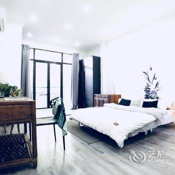 上海栖宿上海中心店公寓(襄阳南路分店)酒店提供图片