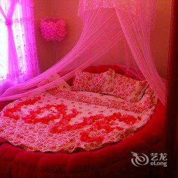 青岛相女士特色民宿(学习路分店)酒店提供图片