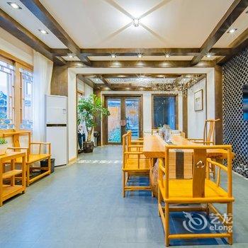 鸾喜·隐山酒店(西江千户苗寨观景台店)酒店提供图片