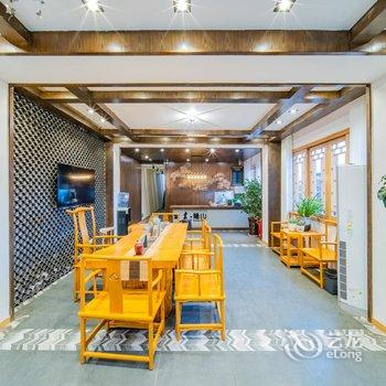 鸾喜·隐山酒店(西江千户苗寨观景台店)酒店提供图片