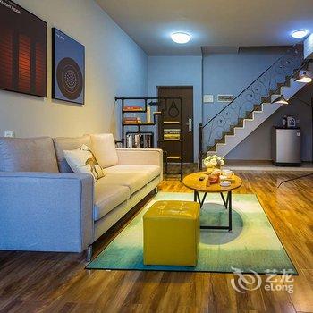 重庆Locals路客·重庆渝北A10舍公寓(马道子分店)酒店提供图片