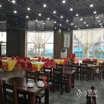 南戴河临海听涛酒店酒店提供图片