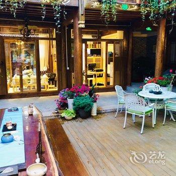 丽江古城知与雅舍客栈(忠义市场店)酒店提供图片