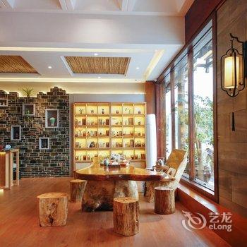 溪畔女儿家客栈(张家界千古情店)酒店提供图片