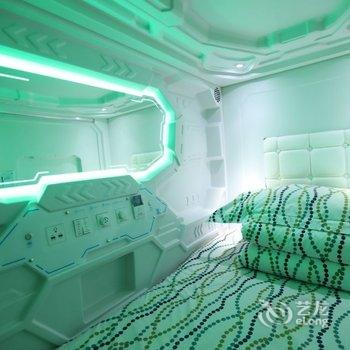成都自由度太空舱青年旅舍酒店提供图片