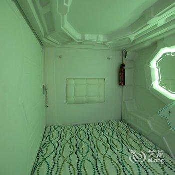 成都自由度太空舱青年旅舍酒店提供图片