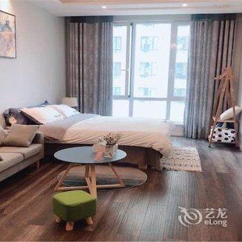浪漫主题公寓(普丰路分店)酒店提供图片