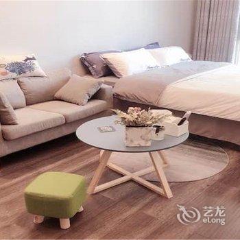 浪漫主题公寓(普丰路分店)酒店提供图片