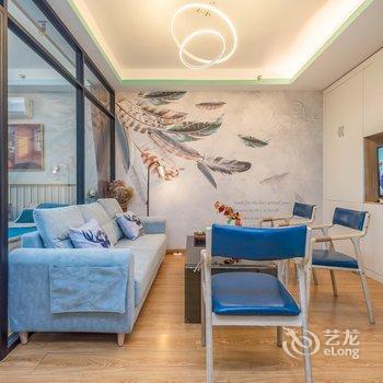 青岛七月的风八月的雨公寓酒店提供图片