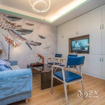 青岛七月的风八月的雨公寓酒店提供图片