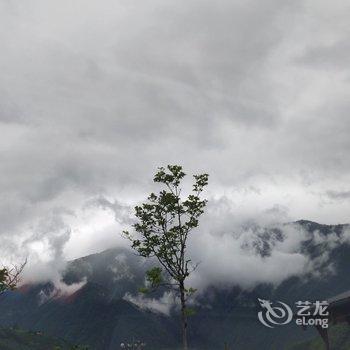 海螺沟山里寒舍农庄酒店提供图片