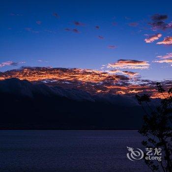 沽月·汀风海景别墅酒店(大理机场洱海海东风景区店)酒店提供图片