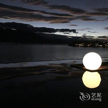 大理双廊洱海醒来海景客栈酒店提供图片