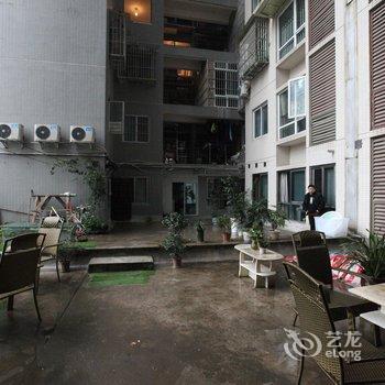 东逸酒店(雅安高铁站店)酒店提供图片