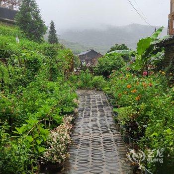 西江花房客栈酒店提供图片