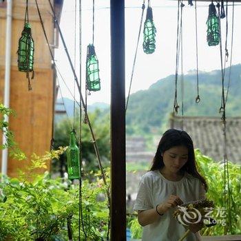 西江花房客栈酒店提供图片