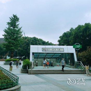 520四季青旅酒店提供图片