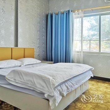 东兴海景楼度假村酒店提供图片