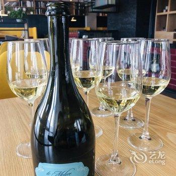 云隐行旅酒店(江阴万达广场店)酒店提供图片