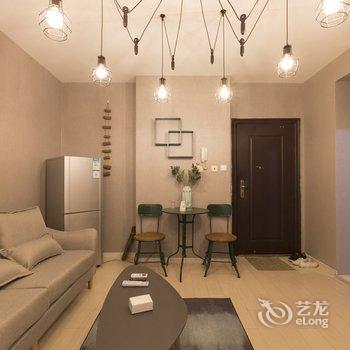 上海纳美民宿华夏二路店酒店提供图片