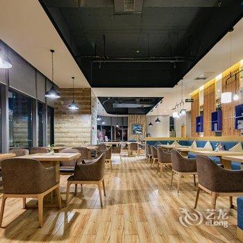 西姆凯优威尔成都火车东站468酒店酒店提供图片