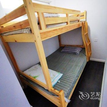 青岛海阳路4号小木屋民宿酒店提供图片