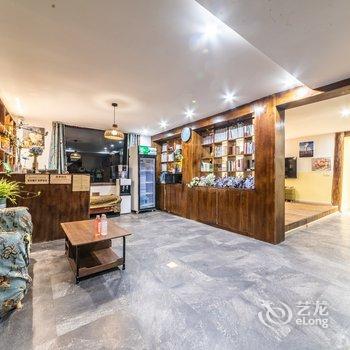 西江花房客栈酒店提供图片