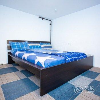 蔚蓝公寓(工业四路分店)酒店提供图片