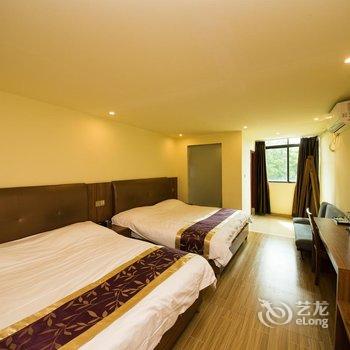 永峰家园(余荫山房景区店)酒店提供图片