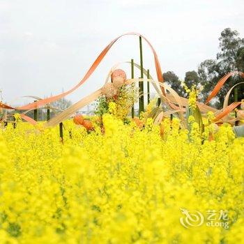 青旅无间客栈(崇州道明竹艺村分店)酒店提供图片