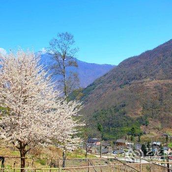 海螺沟山里寒舍农庄酒店提供图片