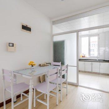 乔宇乔先生公寓(青岛金沙滩路店)酒店提供图片