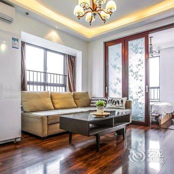 重庆游乐美江景度假民宿酒店提供图片