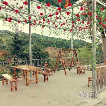 利川凉风水滨民宿酒店提供图片