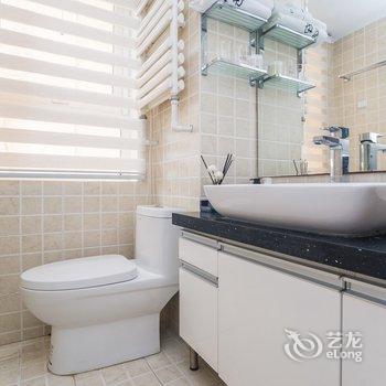 青岛湛海深蓝公寓酒店提供图片