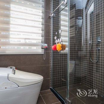 青岛湛海深蓝公寓酒店提供图片