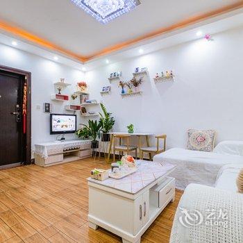 甲轩公寓(民族大道分店)酒店提供图片