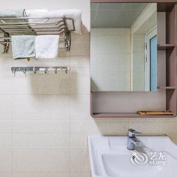 甲轩公寓(民族大道分店)酒店提供图片
