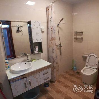 青岛海滨公寓(南营村分店)酒店提供图片